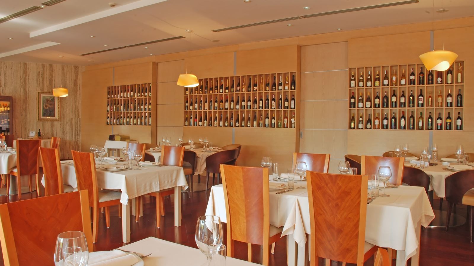 restaurants-restaurants