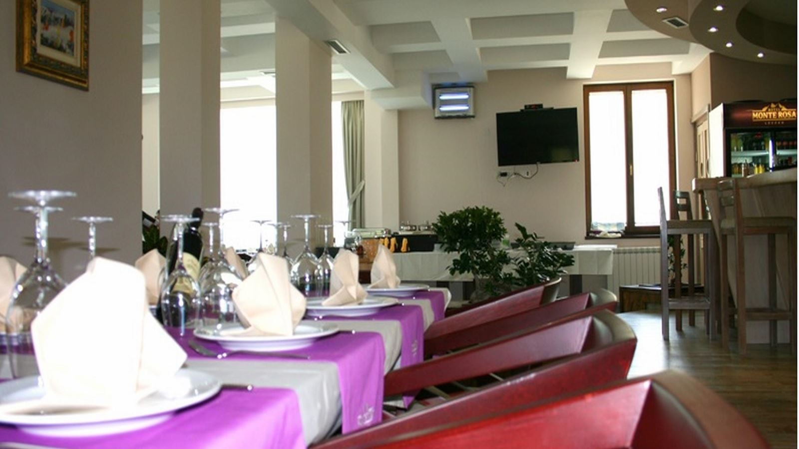 restaurants-restaurants