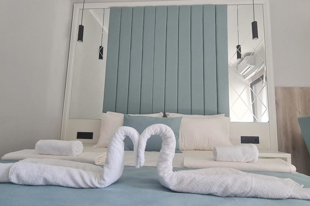 rooms-superior-room-side-sea-view