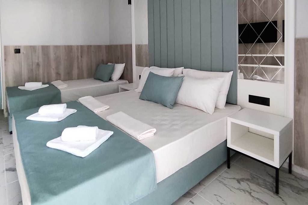 rooms-superior-room-side-sea-view-single-use