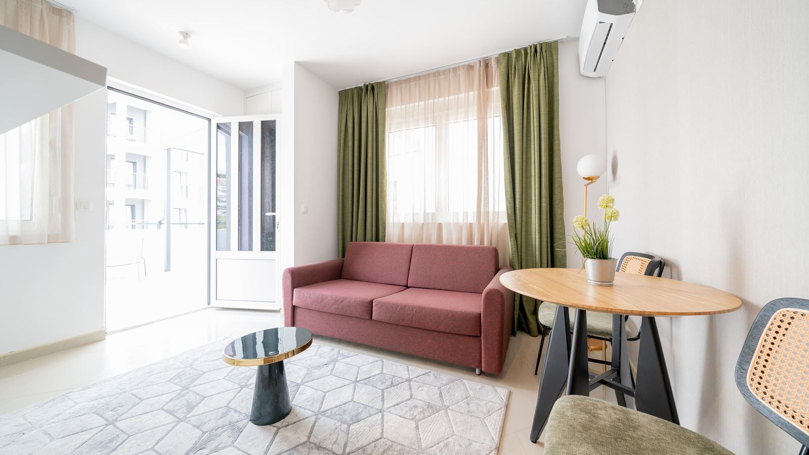 rooms-depadans-apartment-with-kitchen