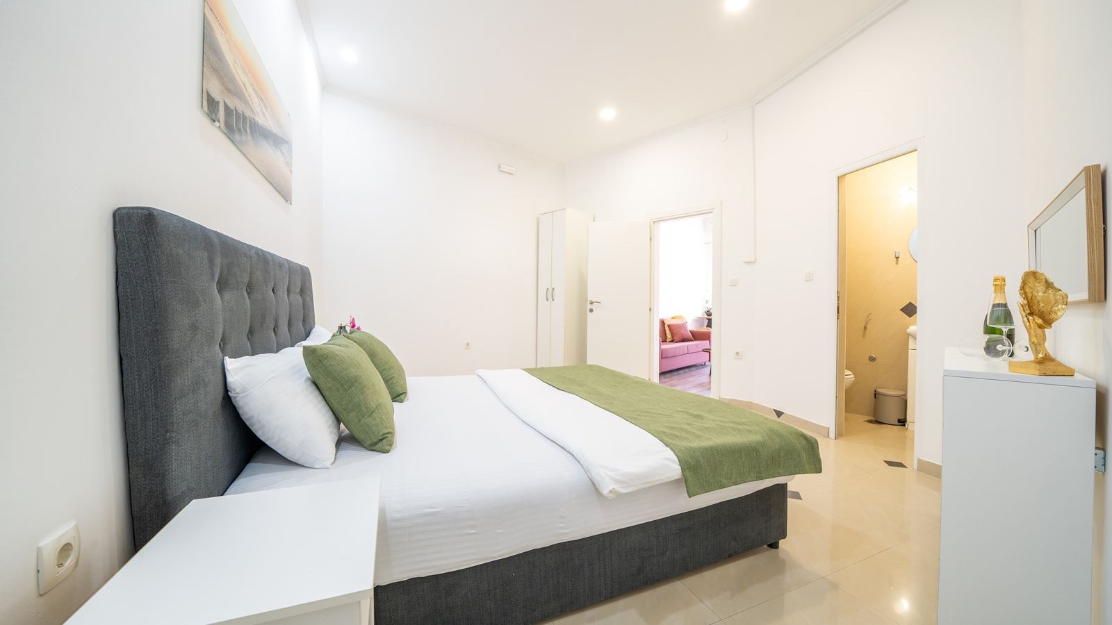 rooms-depadans-apartment-with-kitchen