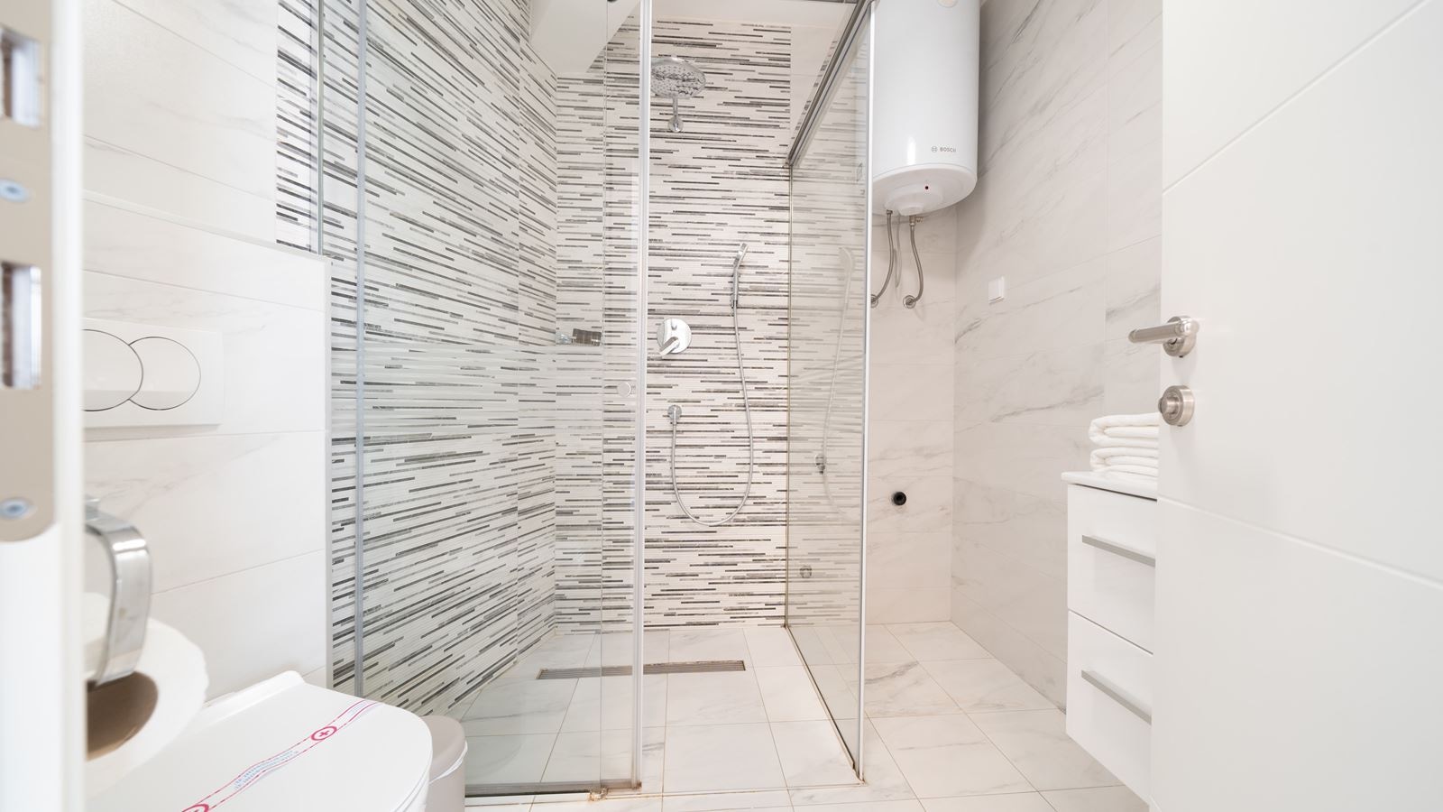 rooms-depadans-apartment-with-kitchen