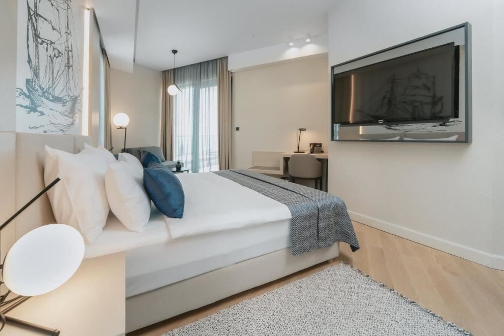 rooms-superior-sea-side-room