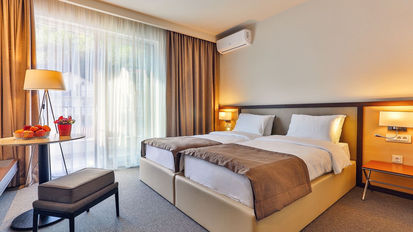 rooms-standard-double-room-with-extra-bed