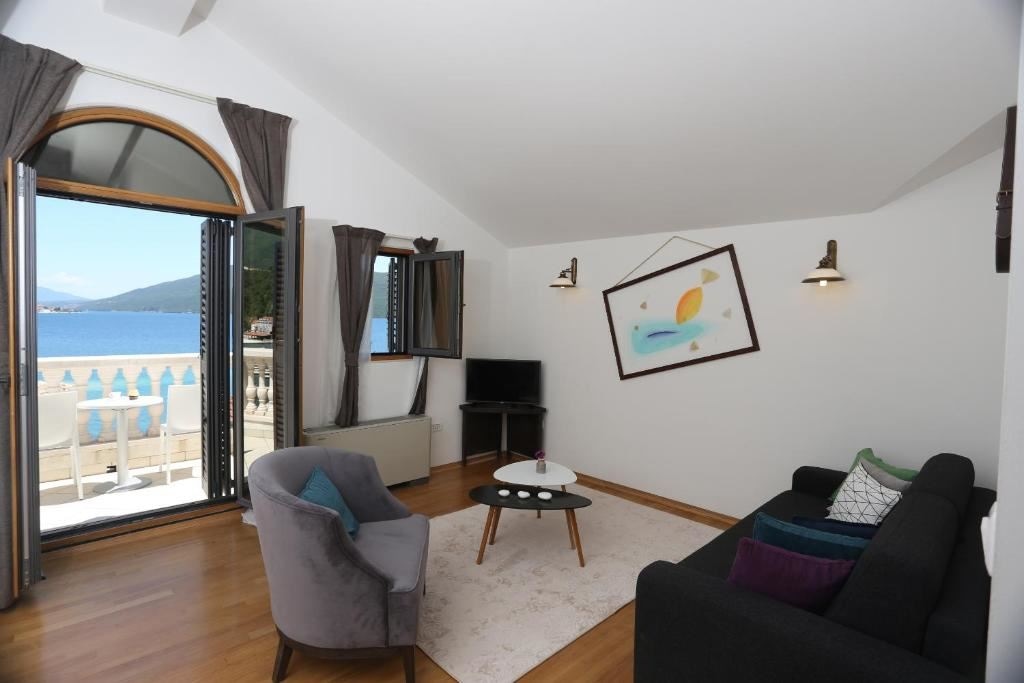 rooms-superior-two-bedroom-apartment