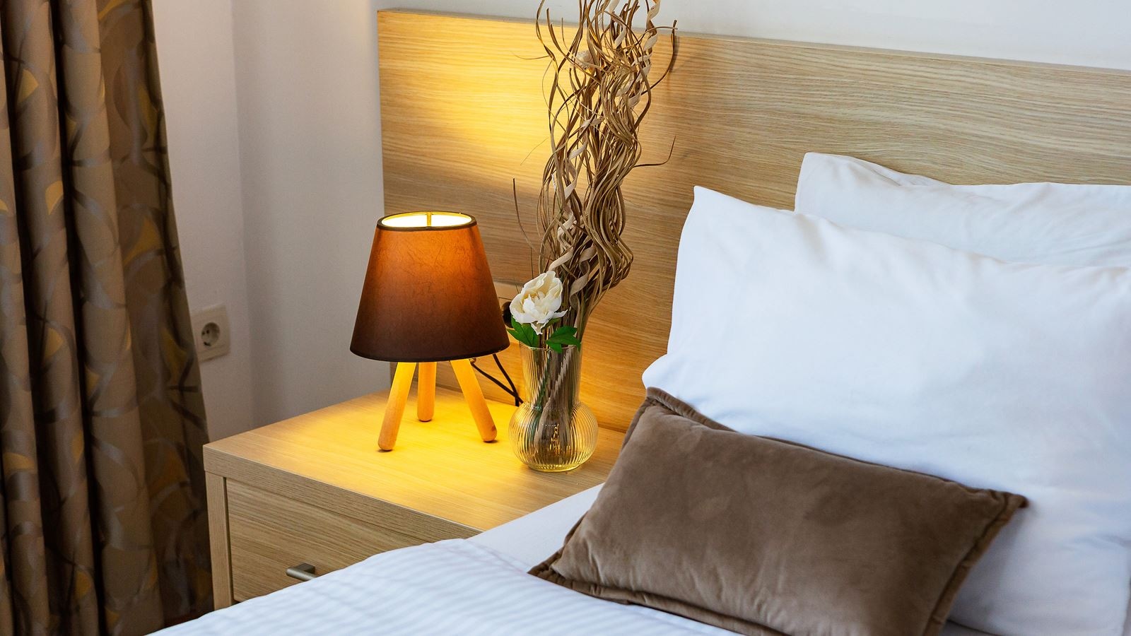 rooms-suite-with-sea-view