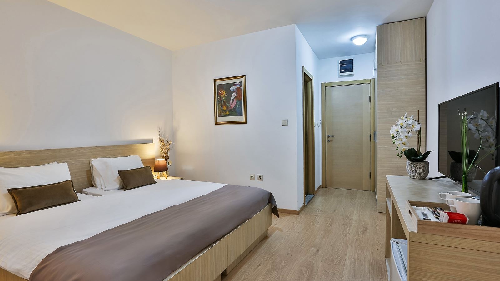 rooms-standard-double--twin-room