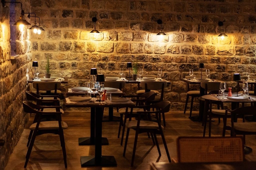 restaurants-restaurants