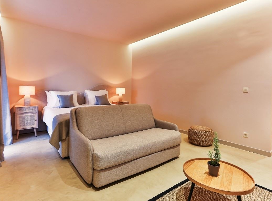 rooms-deluxe-studio-suite