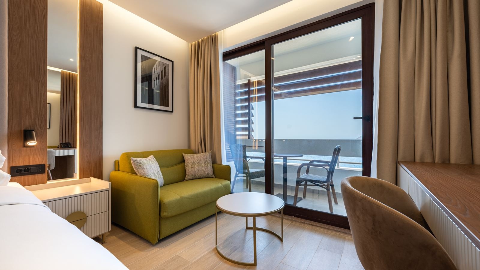 rooms-premium-room-sea-view