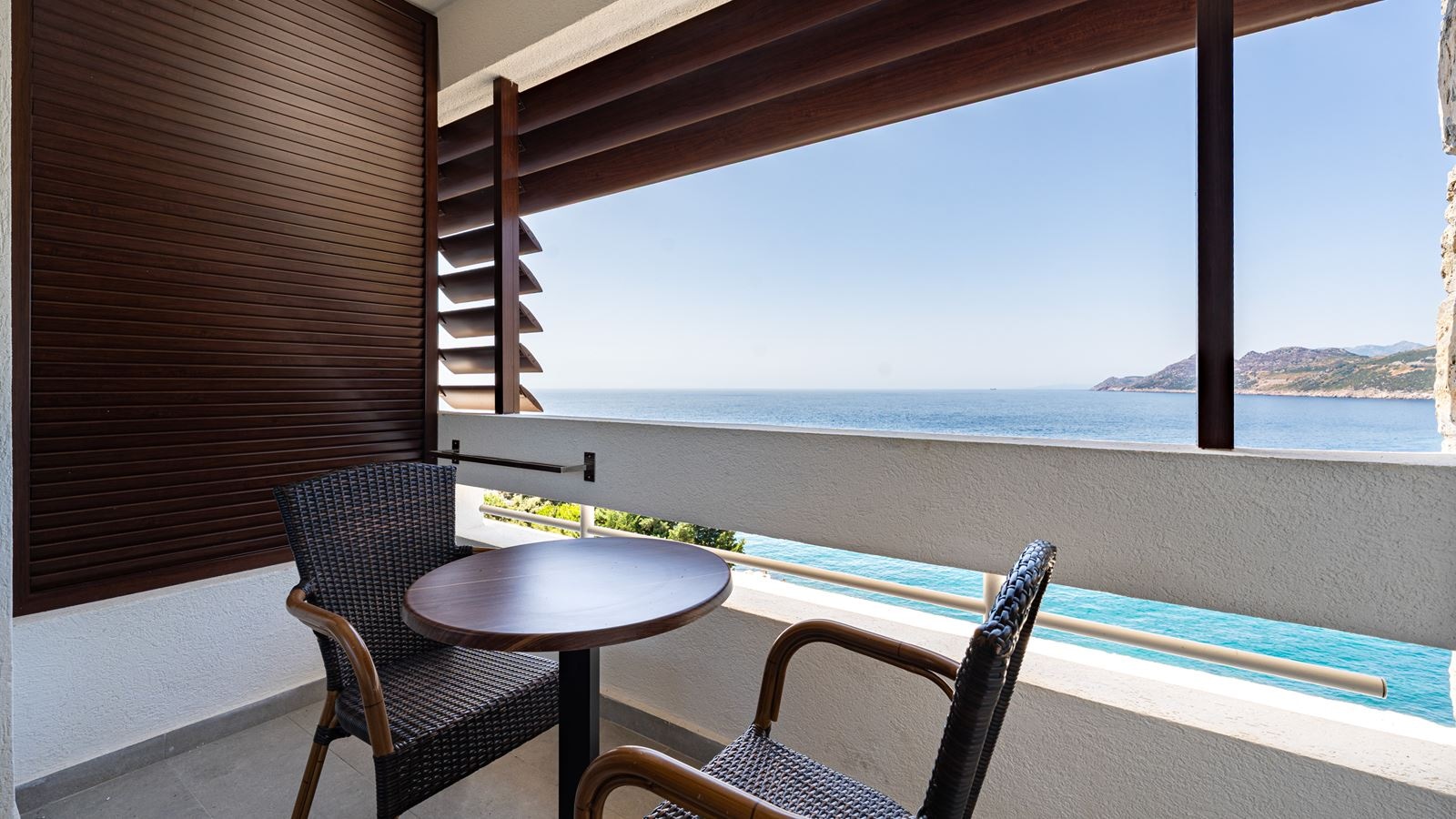 rooms-premium-room-sea-view