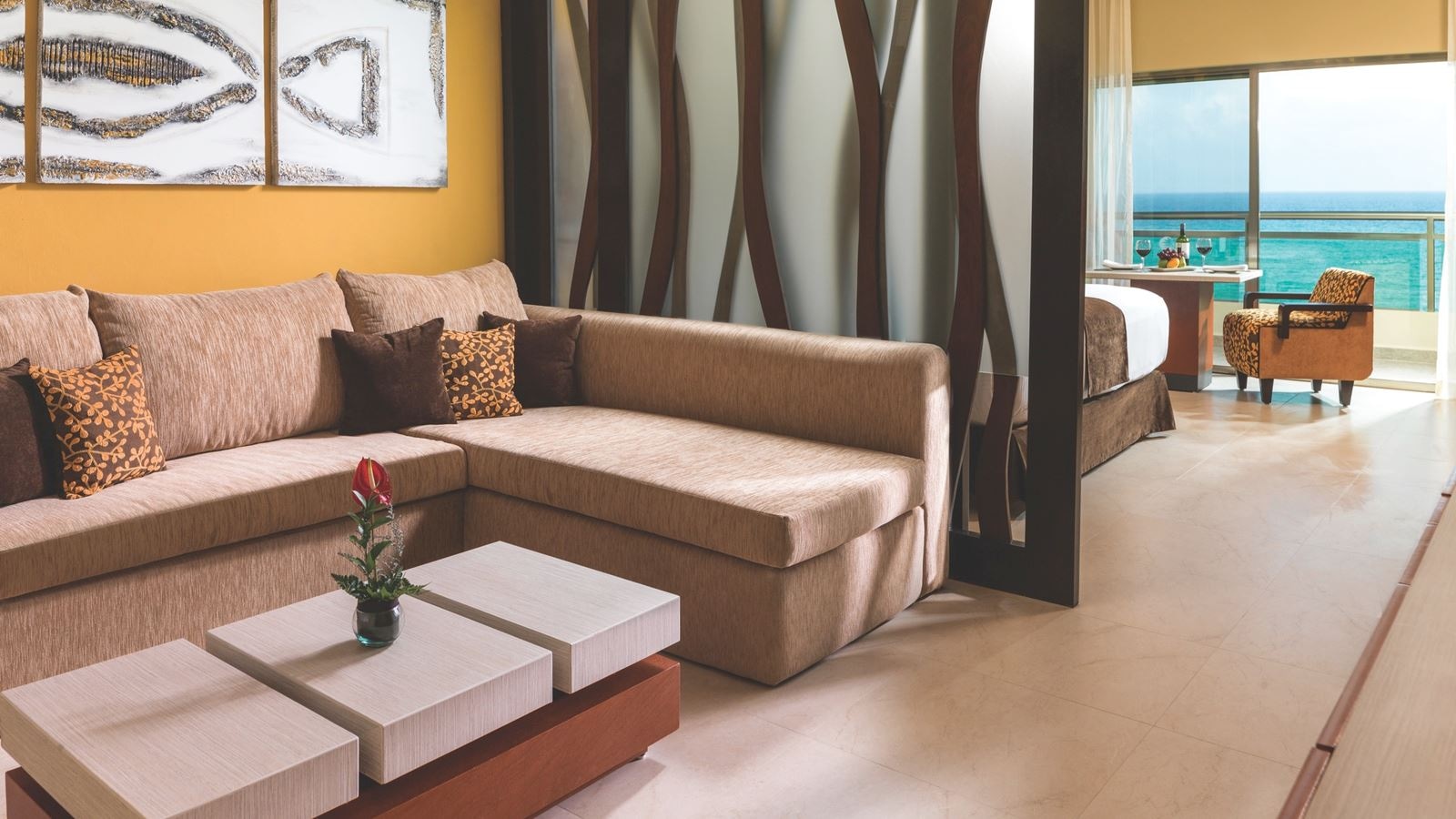 rooms-ocean-front-two-bedroom-suite