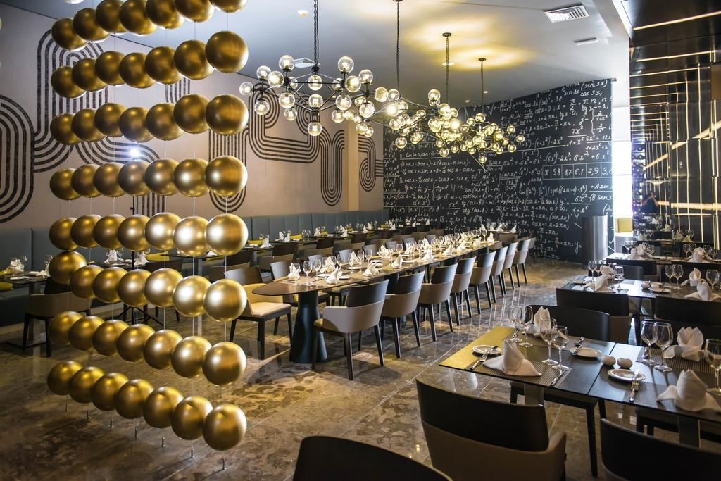 restaurants-aroma--restaurant