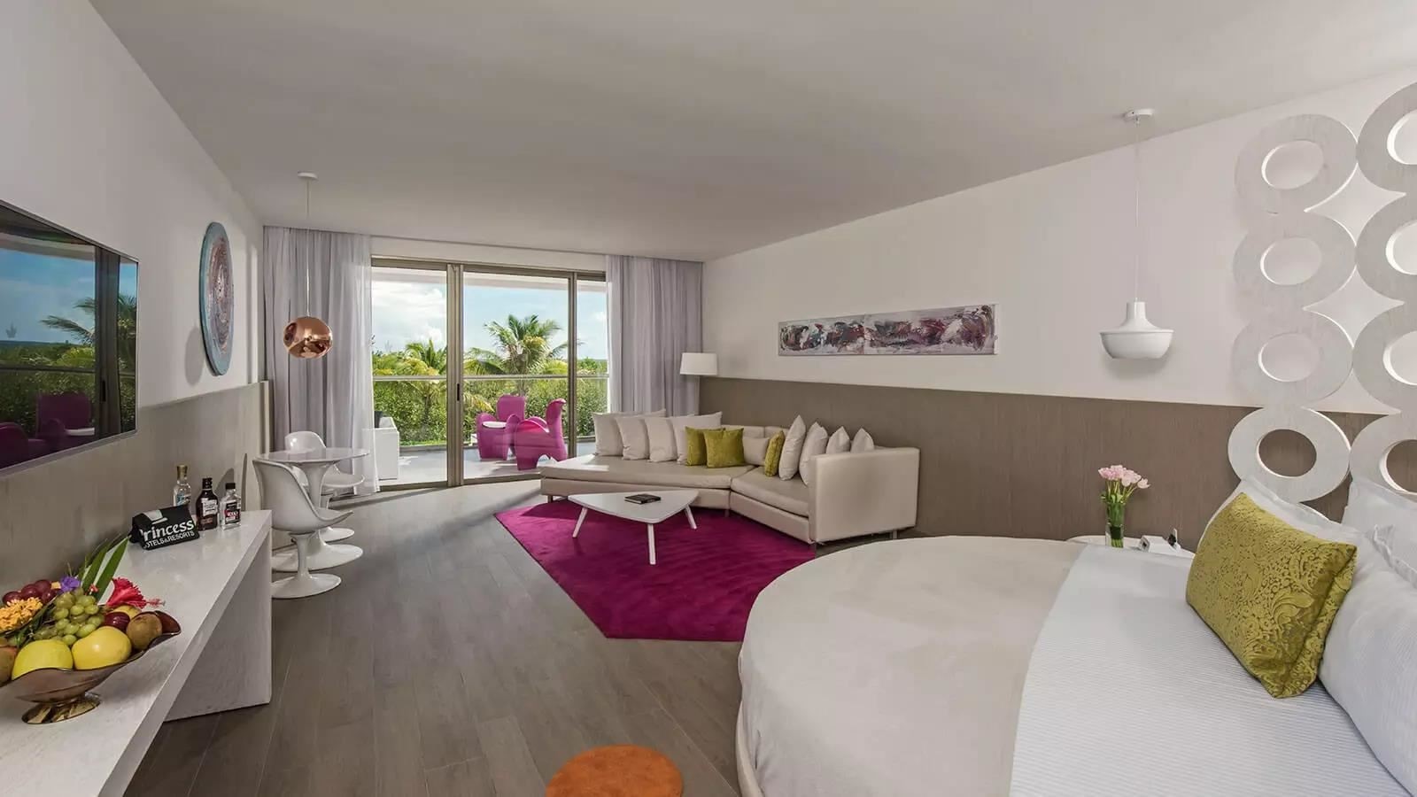 rooms-honeymoon-suite