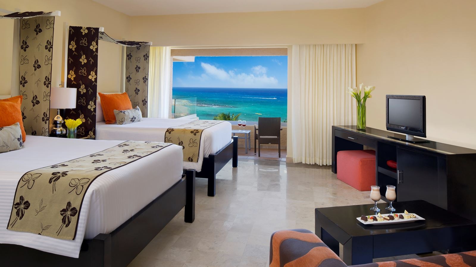 rooms-family-deluxe-ocean-view
