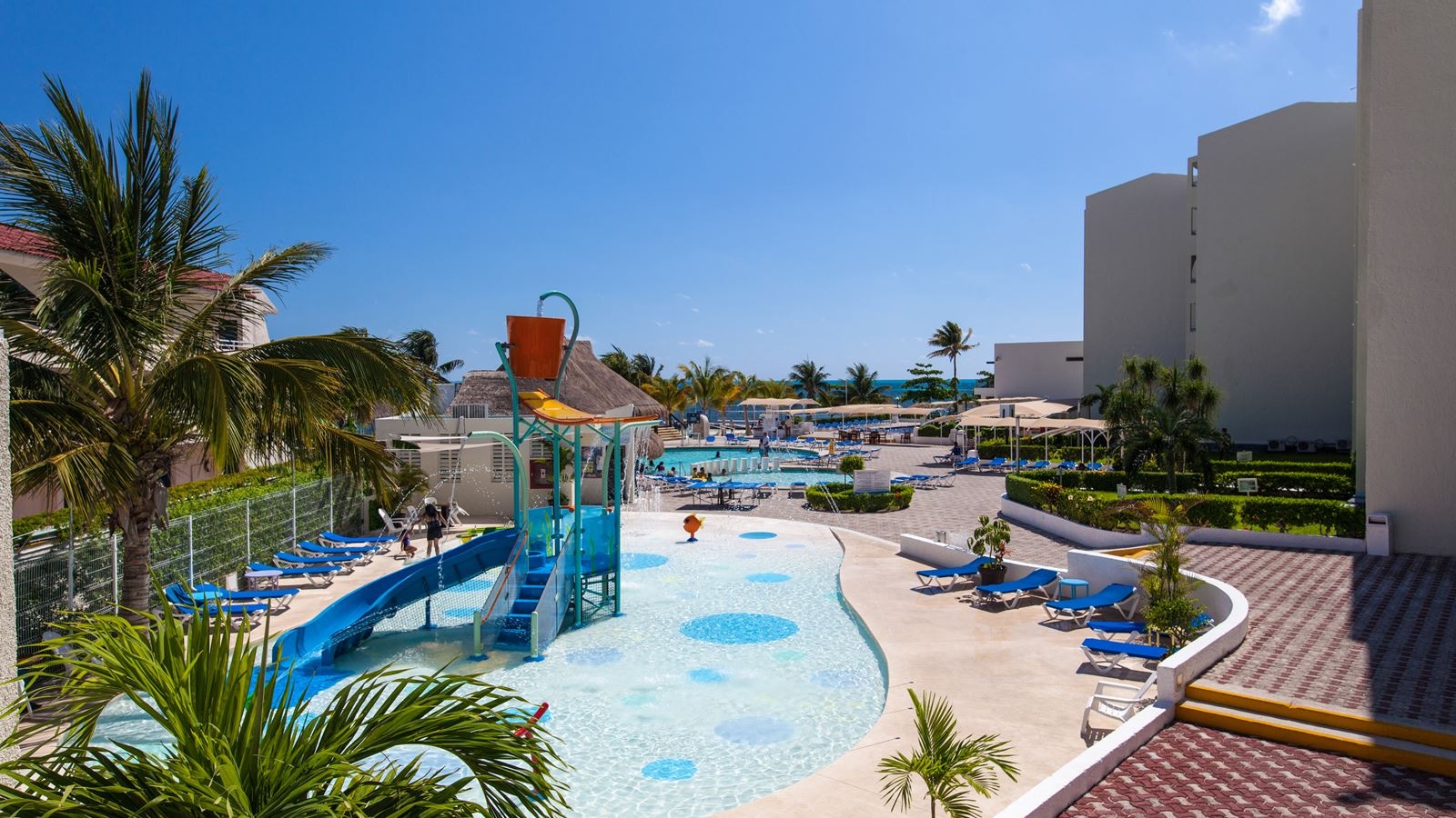 pools-outdoor-childrens-pool