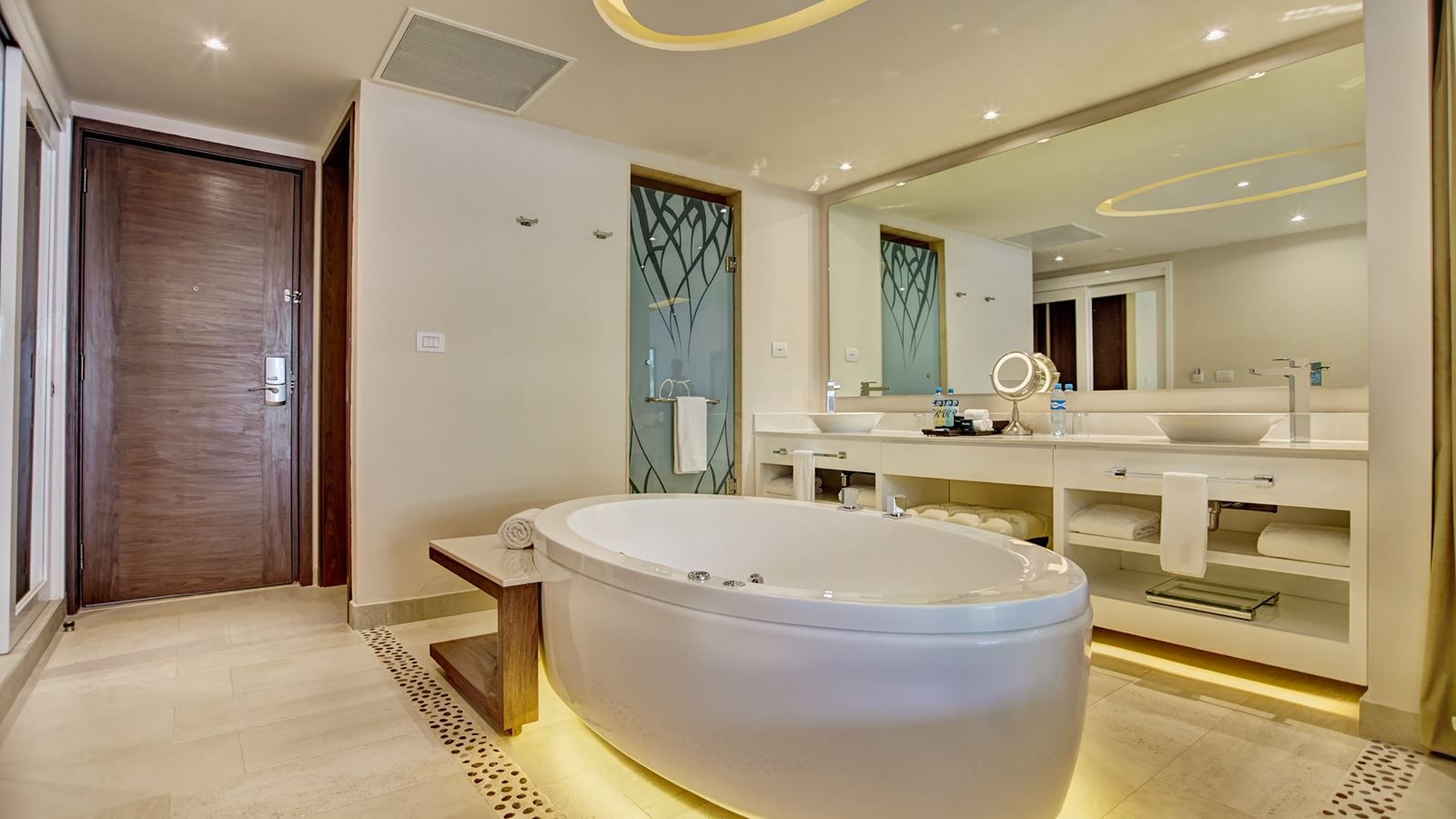 rooms-luxury-junior-suite-ocean-view