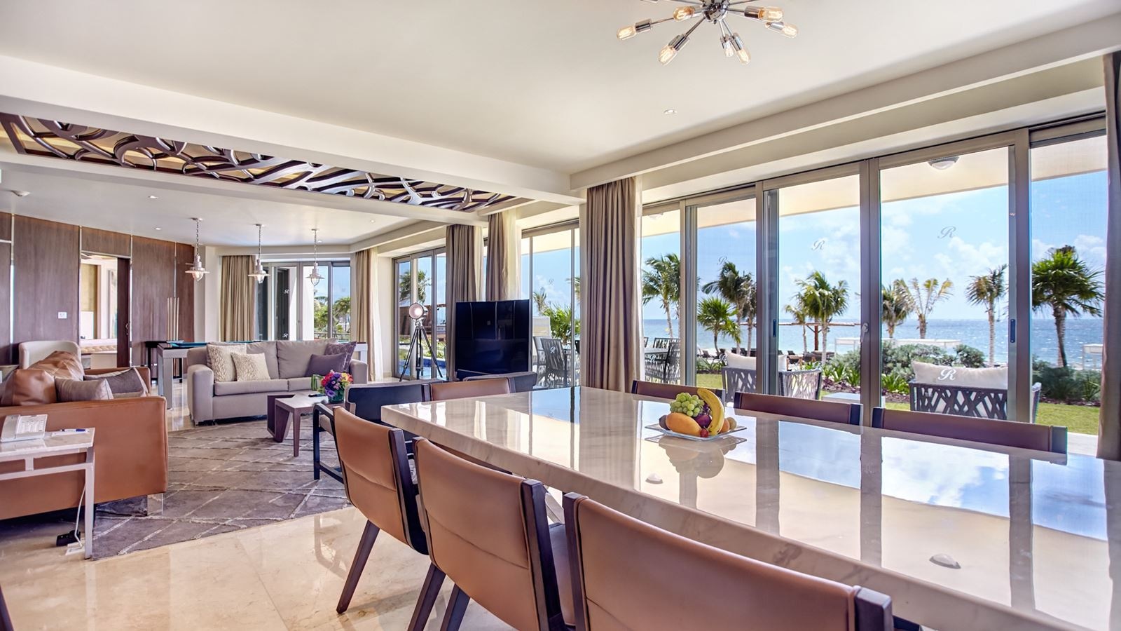 rooms-luxury-chairmans-two-bedroom-suite-ocean-front-diamond-club