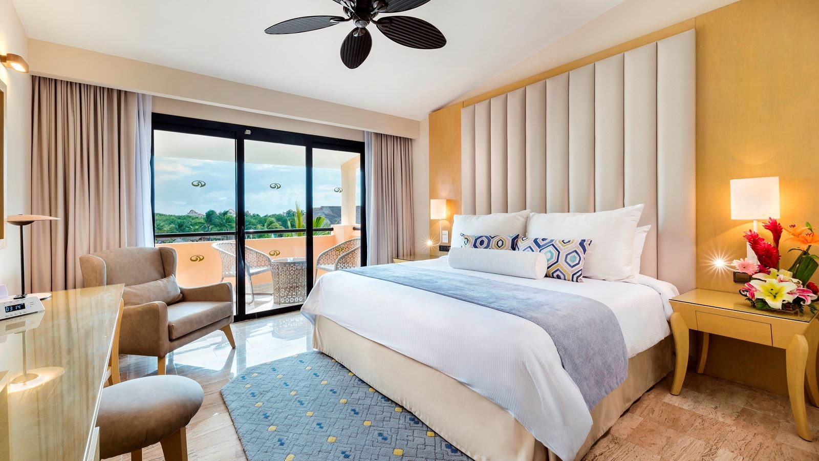 rooms-suite-garden-view