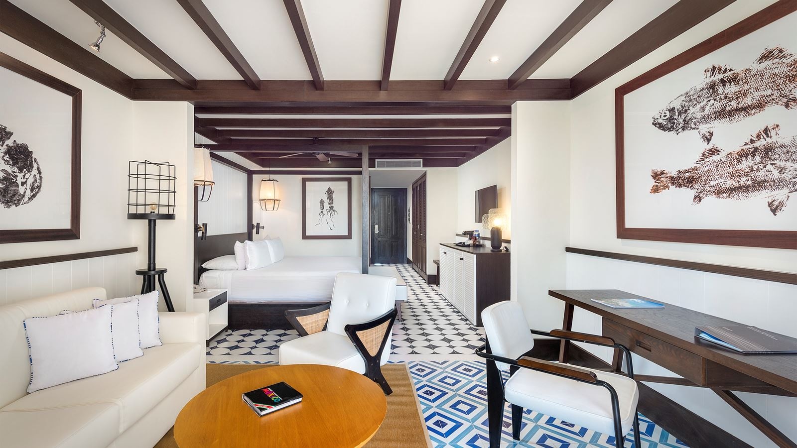 rooms-junior-suite-eden-pool-view