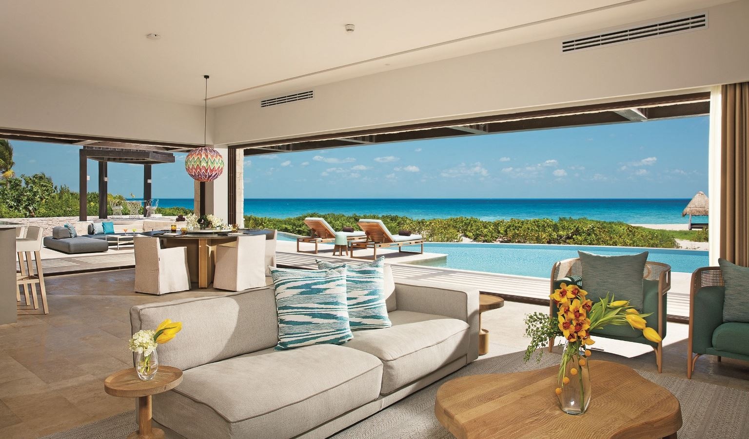 rooms-preferred-club-presidential-suite-ocean-front