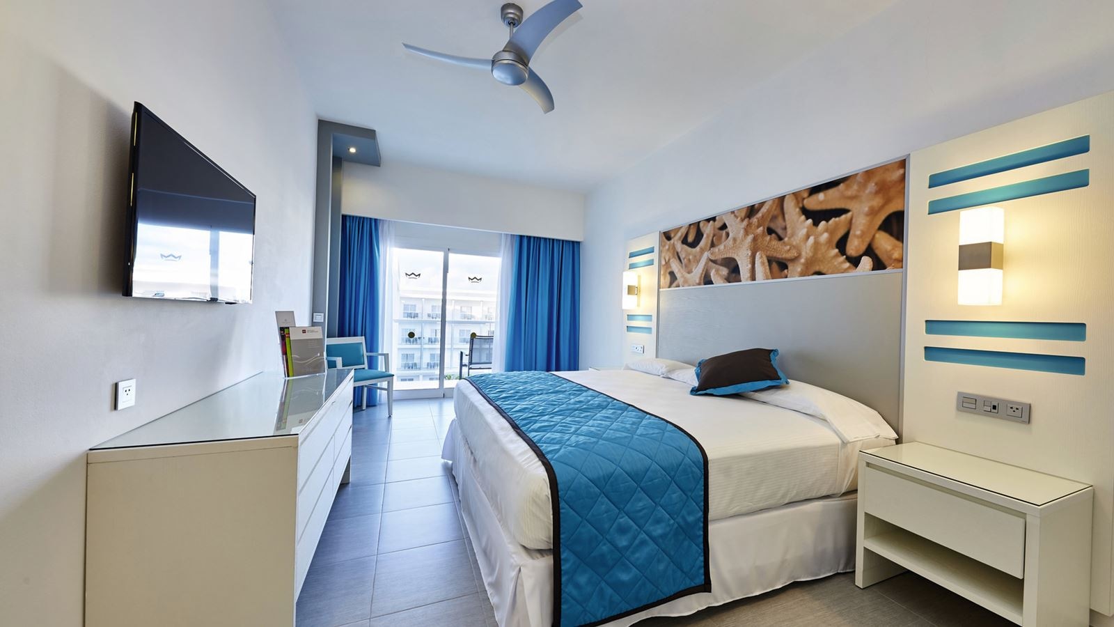 rooms-two-bedroom-family-room