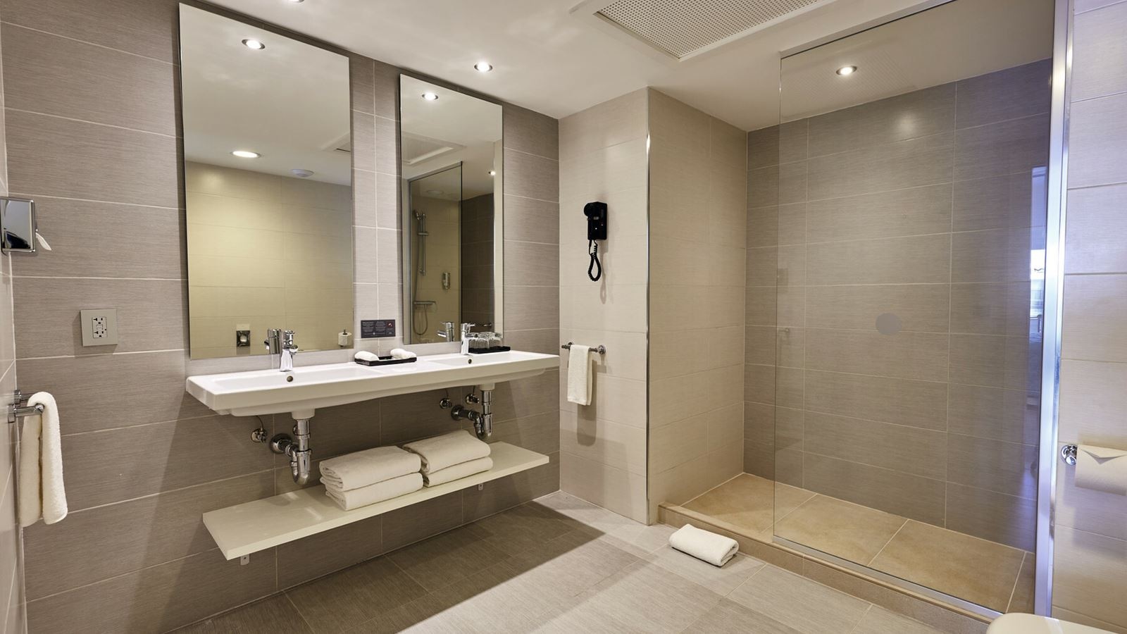 rooms-two-bedroom-family-room