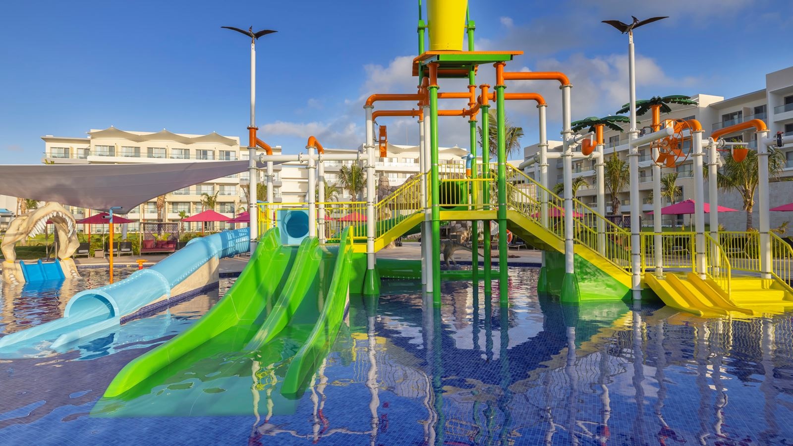 pools-outdoor-childrens-pool