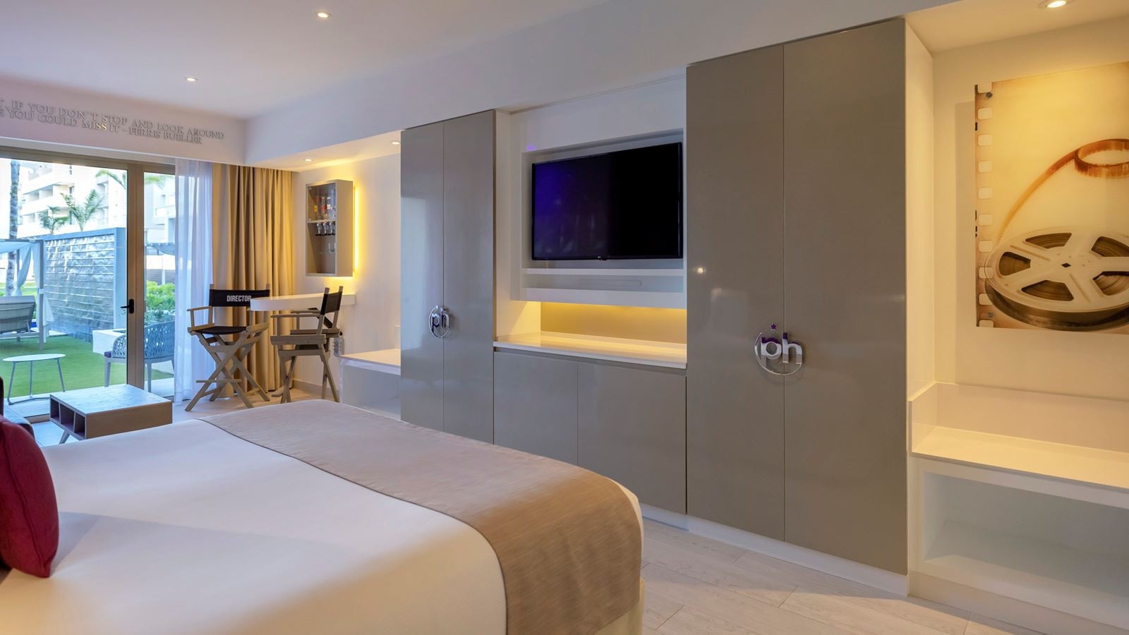 rooms-star-class-junior-suite-swim-up