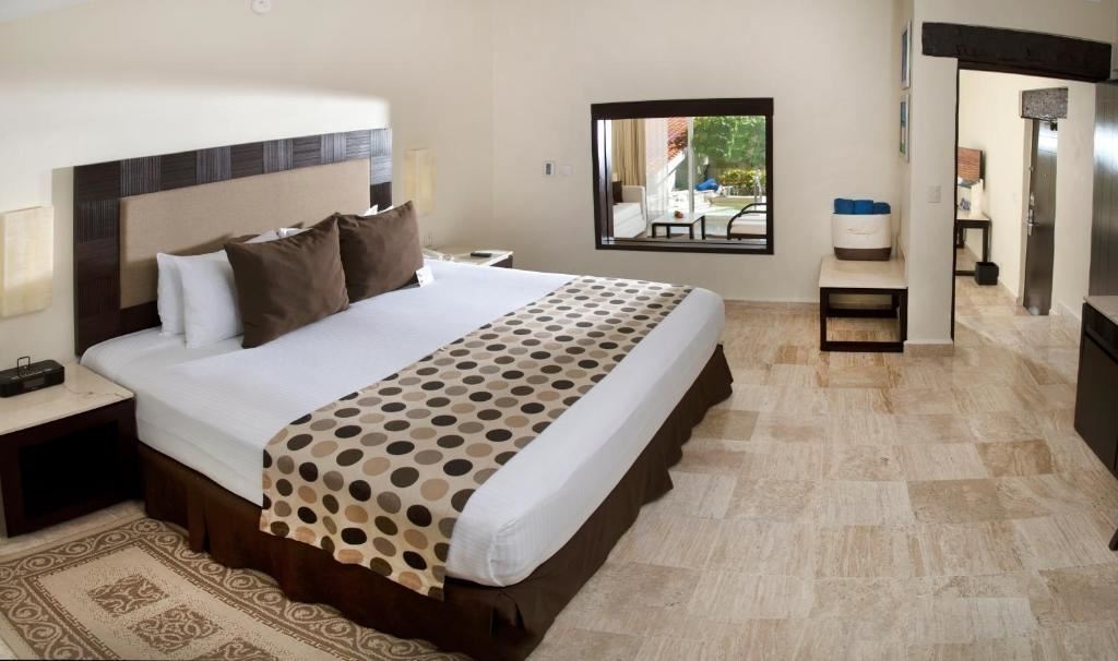 rooms-villa-master-suite-plunge-pool