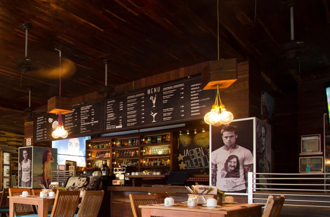 restaurants-reina-roja-restaurant