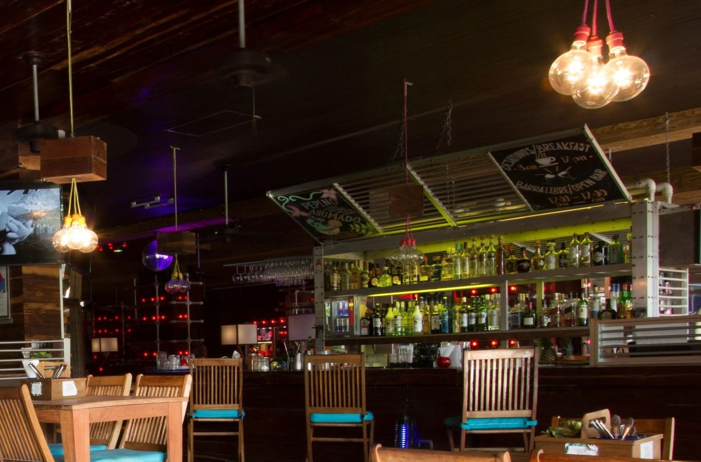 restaurants-reina-roja-restaurant