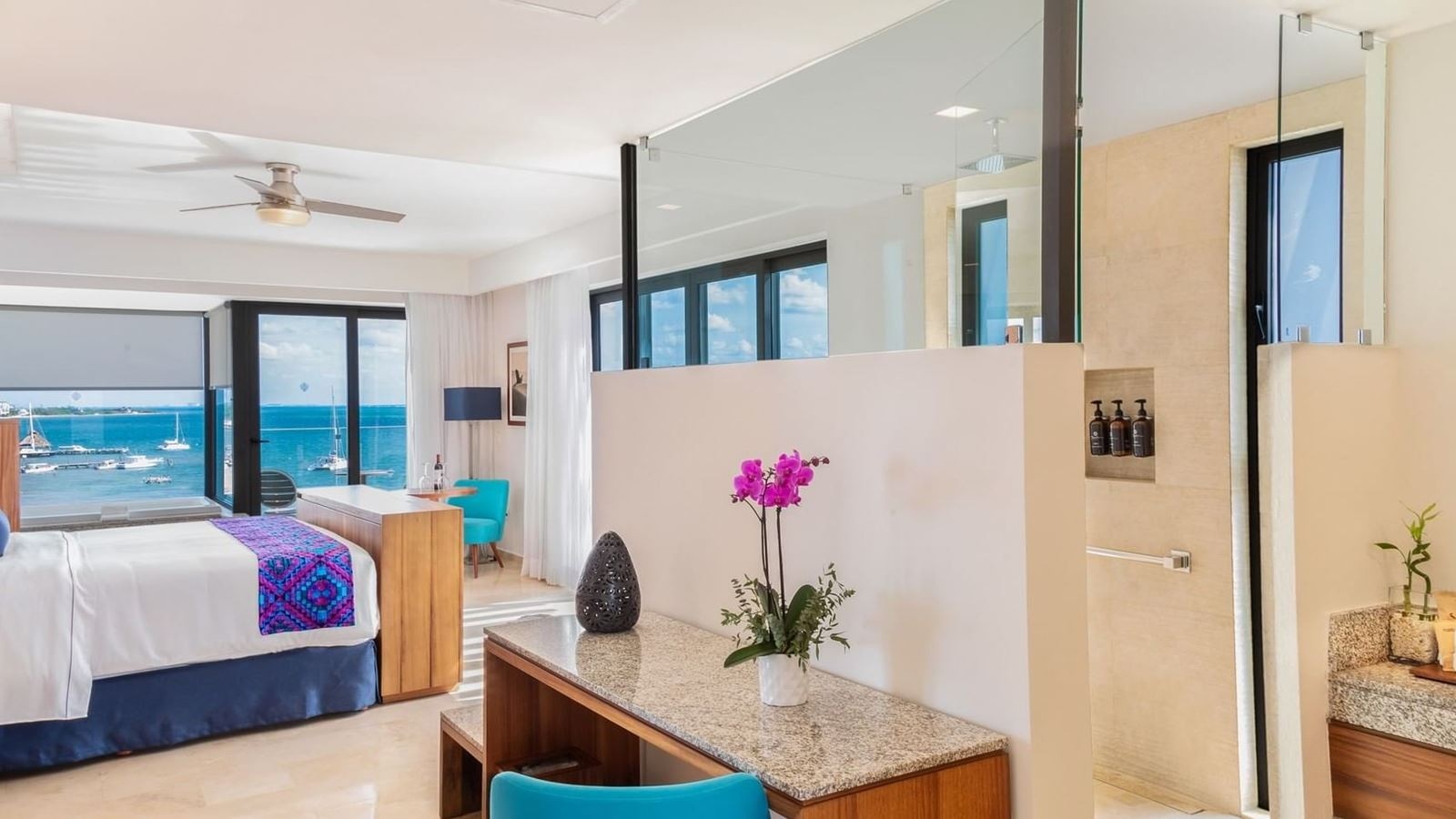 rooms-ruby-suite-adults-only-18+