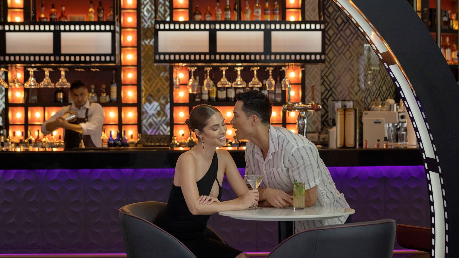 bars-the-premiere-bar--lounge