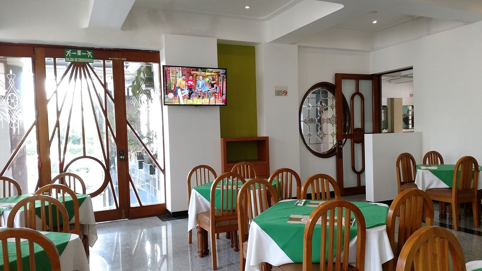 restaurants-restaurants