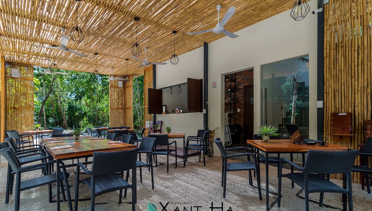 restaurants-restaurants