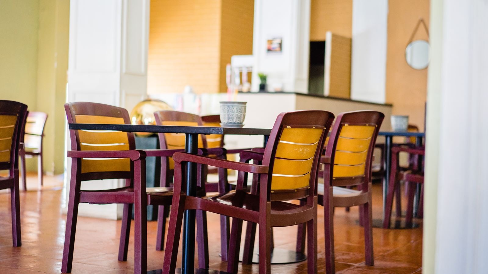 restaurants-restaurants