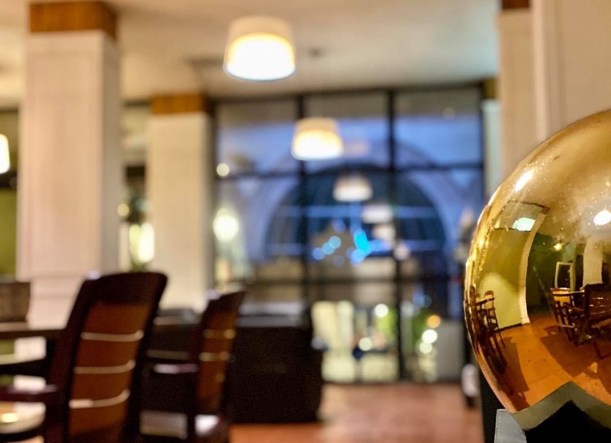 restaurants-restaurants