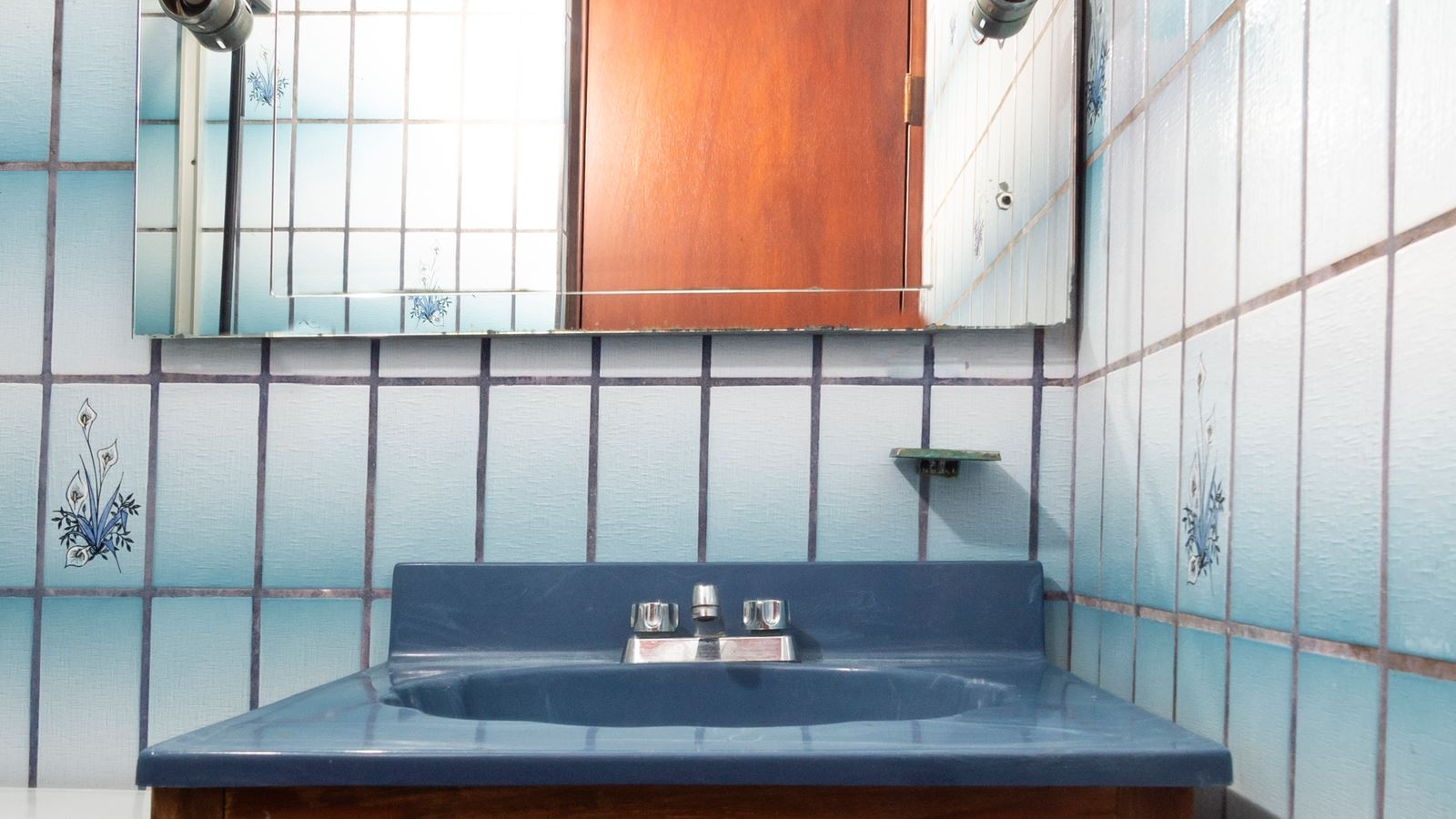 rooms-double-with-double-bed