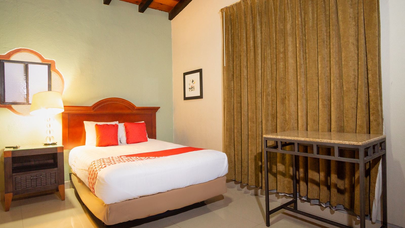 rooms-double-with-double-bed