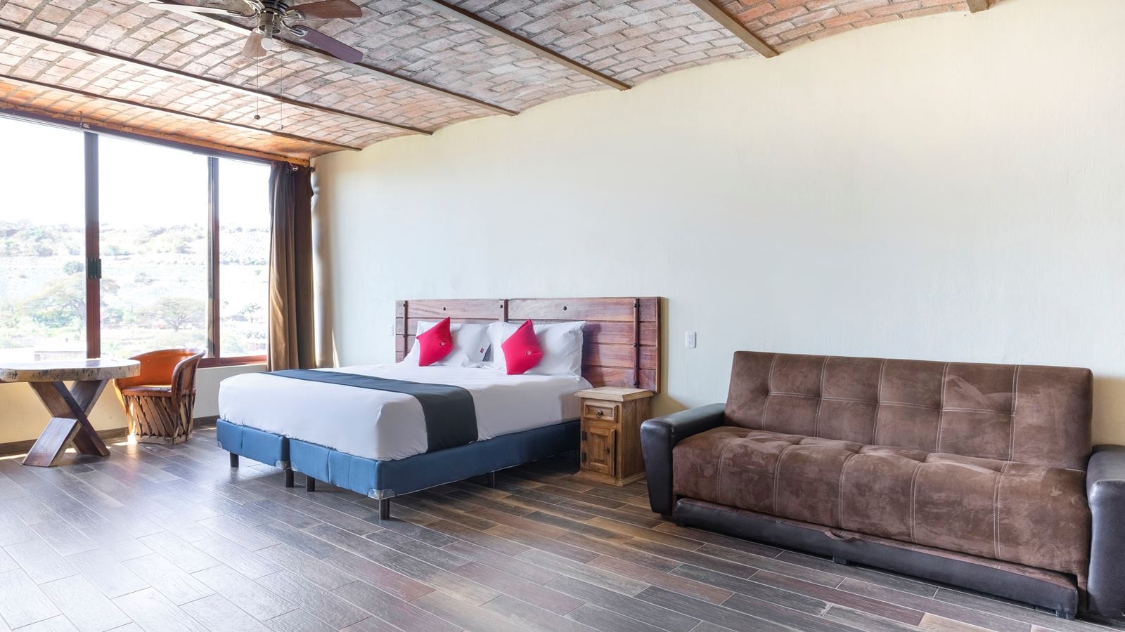 rooms-double-two-bedrooms