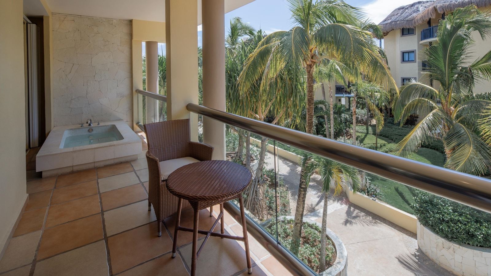 rooms-privileged-suite