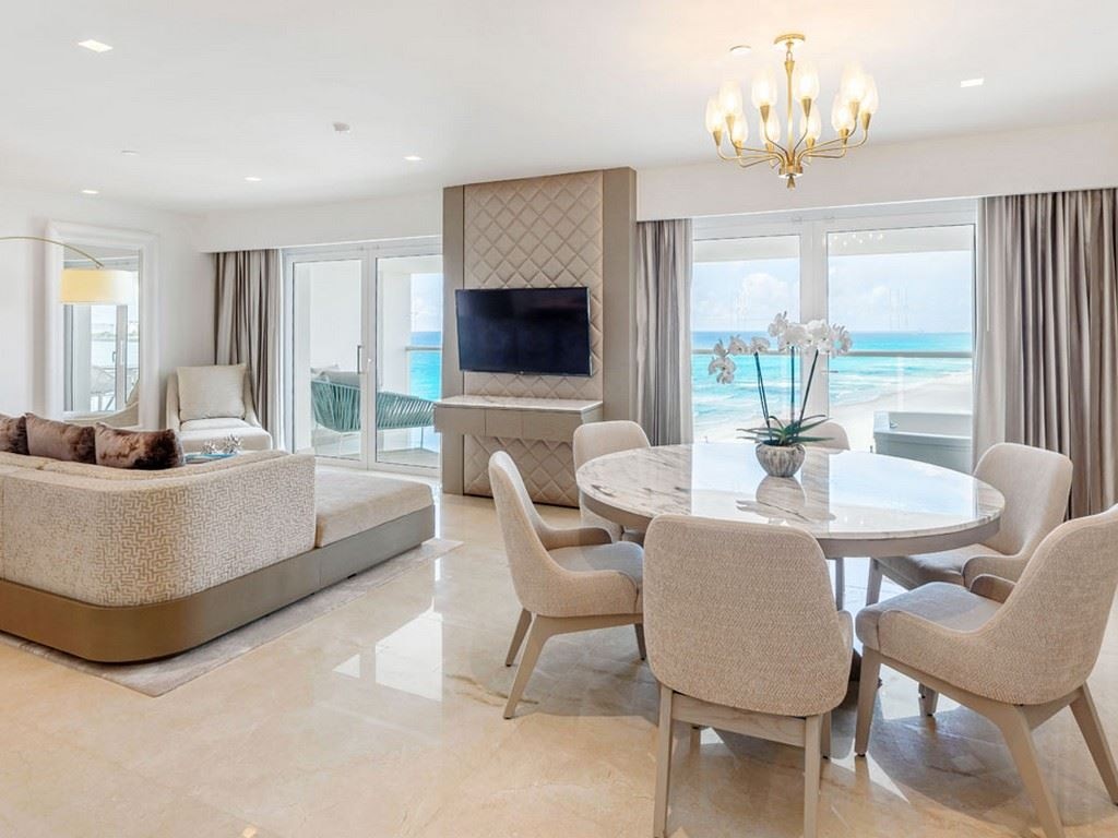 rooms-royale-two-bedroom-presidential-suite