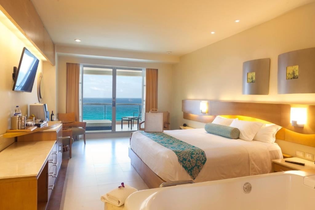 rooms-honeymoon-suite