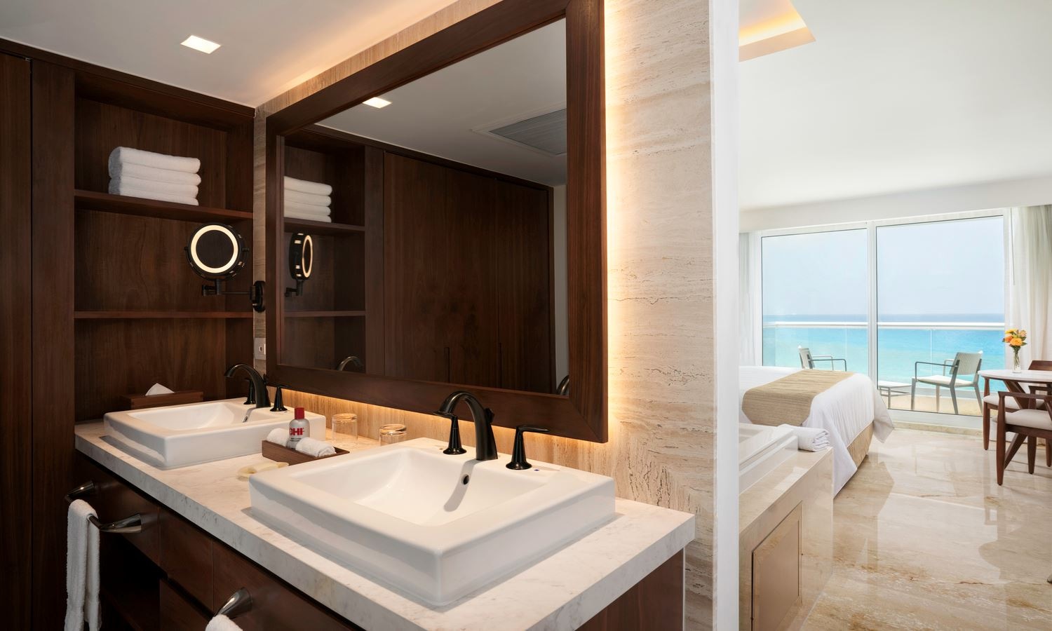 rooms-superior-deluxe-ocean-view