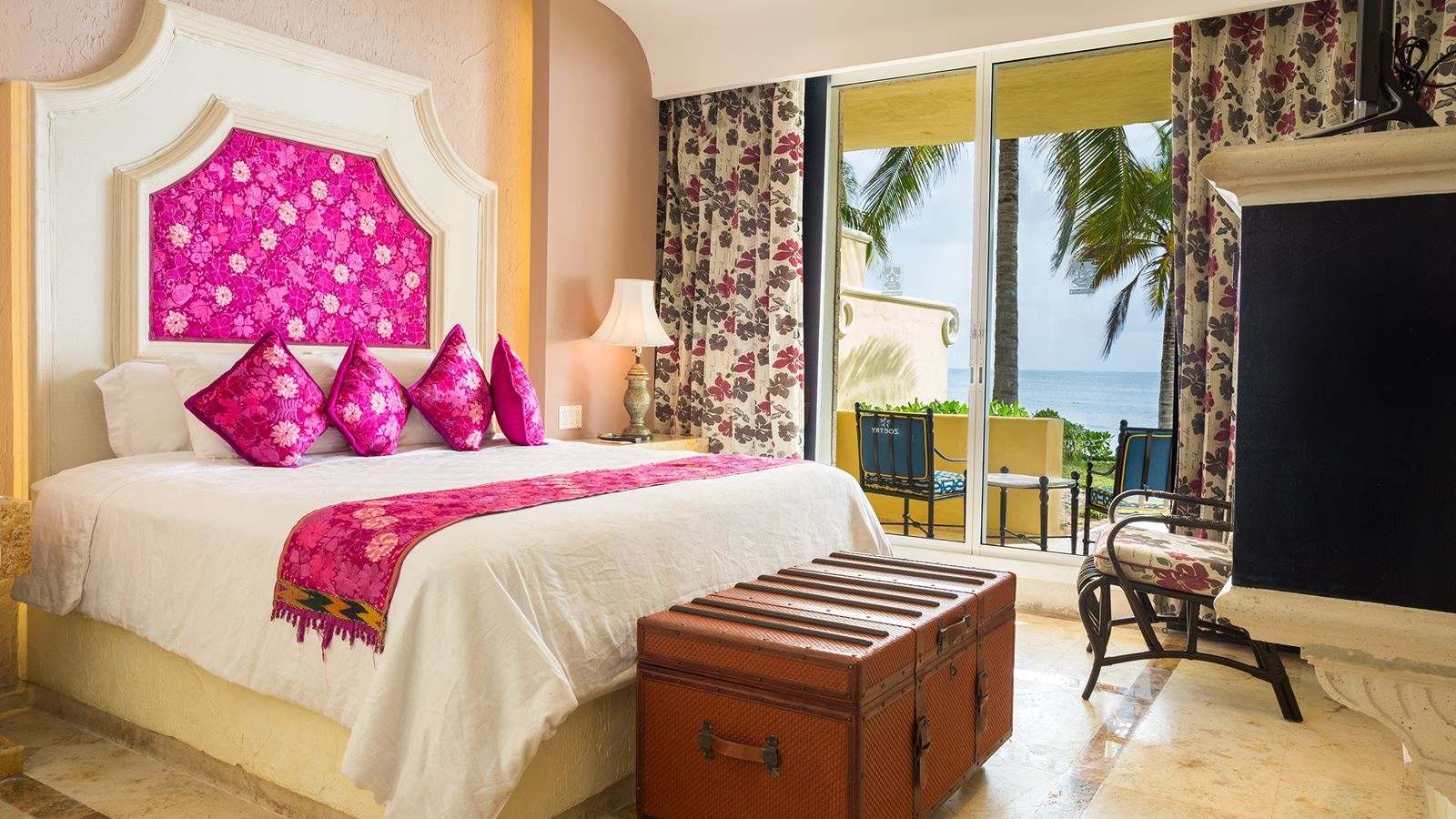 rooms-ocean-front-master-suite-two-bedroom-with-terrace