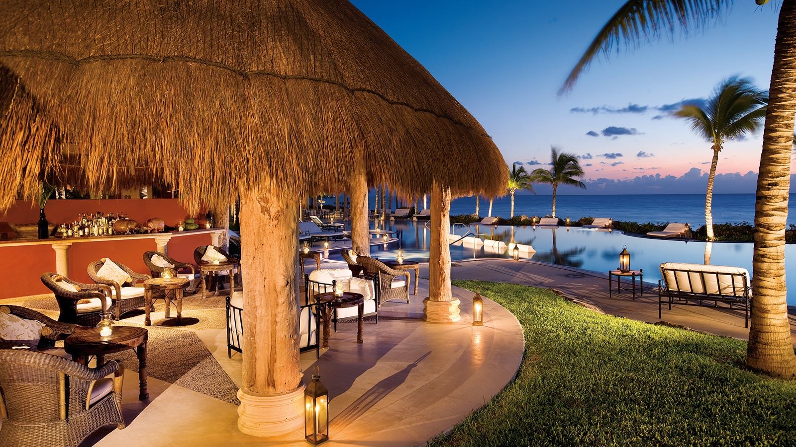 restaurants-hippos-pool-bar