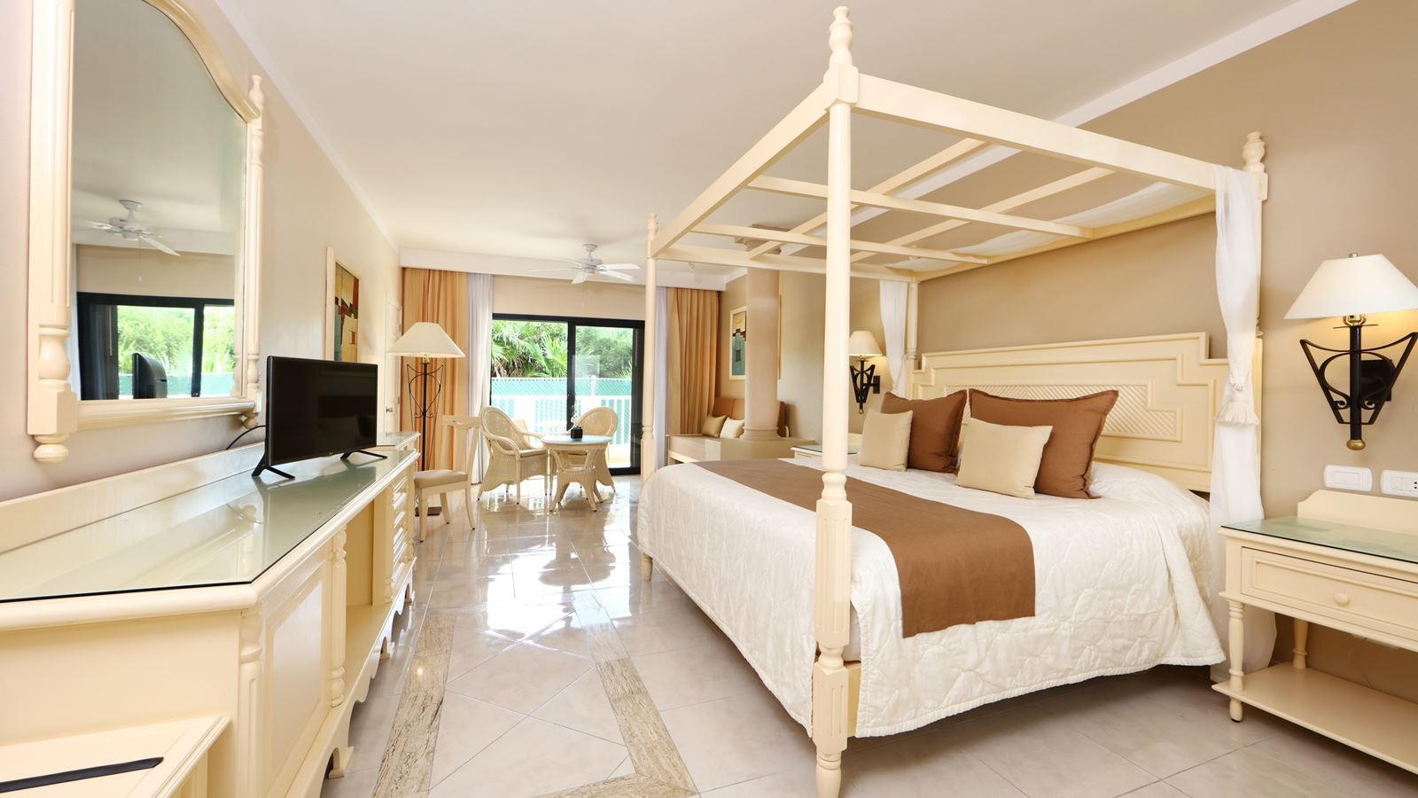 rooms-junior-suite-deluxe