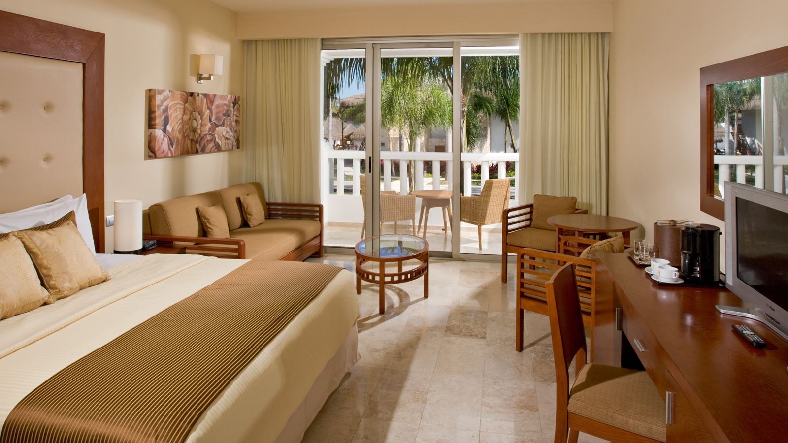 rooms-deluxe-junior-suite